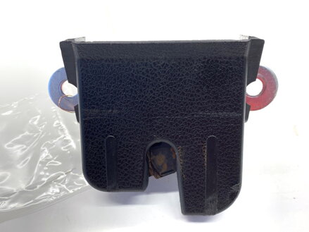 Zámok veka batožinového priestoru zadný VW Golf VII (5G1, BQ1, BE1, BE2) 2012 - 2022 5G6827505