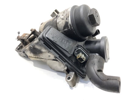 Základňa filtra oleja Volvo V70 III (135) 2007 - 2016 31338685