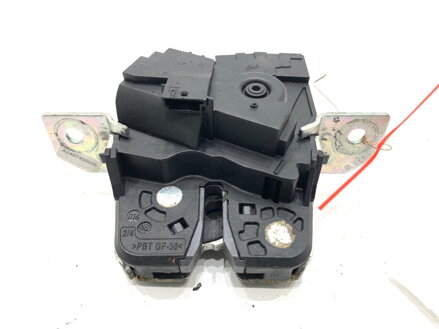 Zámok veka batožinového priestoru zadný Mercedes-benz Class A (W176) 2012 - 2018 A2467400035