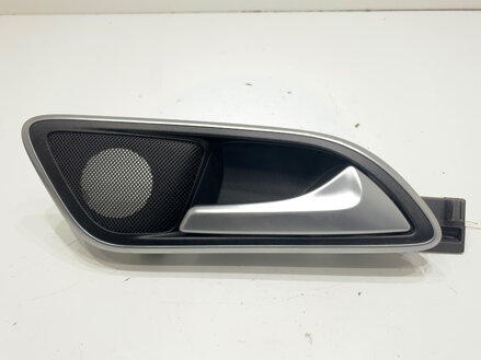 Kľučka vnútorná pravá zadná Mercedes-benz Class A (W176) 2012 - 2018 A2467600