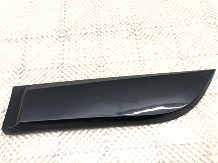 Lišta dverí ľavá zadná Renault Grand Scénic III (JZ0/1_) 2009 - 2022 828760009R