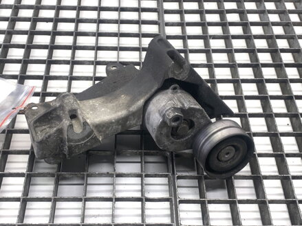 Držiak uchytenia alternátora Renault Grand Scénic III (JZ0/1_) 2009 - 2022