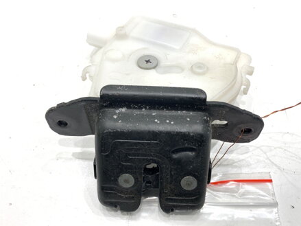 Zámok veka batožinového priestoru zadný Toyota Yaris (_P13_) 2010 - 2022