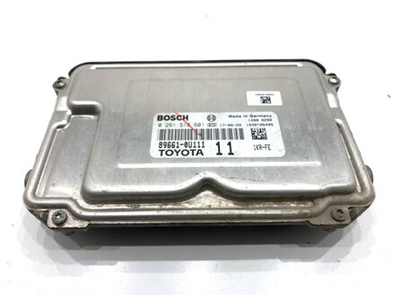 Riadiaca jednotka motora Toyota Yaris (_P13_) 2010 - 2022 89661-0U111 0261S18601