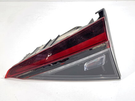 Svetlo pravé zadné vnútorné Skoda Superb III Kombi (3V5) 2015 - 2022 3V9945308J