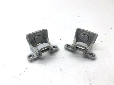 Pánty veka batožinového priestoru zadný sada Skoda Superb III Kombi (3V5) 2015 - 2022