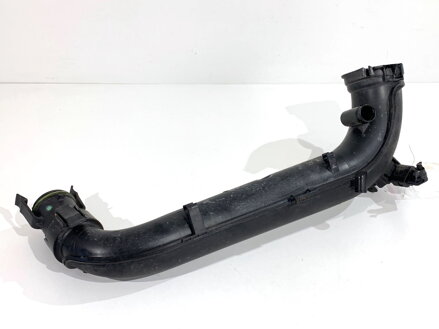 Potrubie turba Skoda Superb III Kombi (3V5) 2015 - 2022 04E145673P