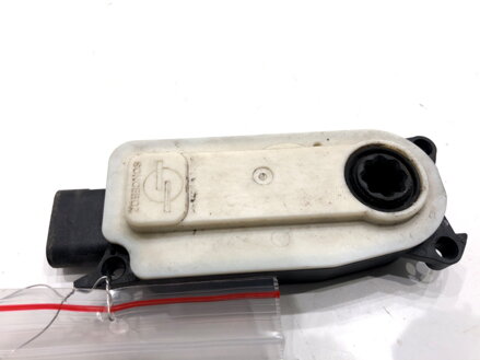 Motorček rolety žalúzie Peugeot 308 II (LB_, LP_, LW_, LH_, L3_) 2013 - 2021 5877R1001