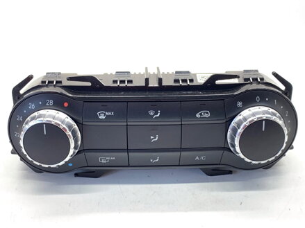 Panel ovládania ventilácie Mercedes-benz Class A (W176) 2012 - 2018 A2469000515