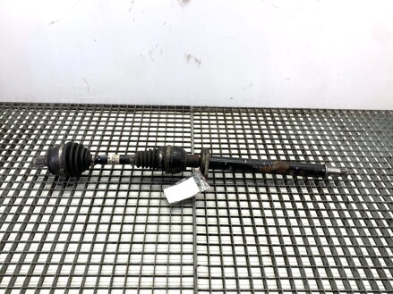 Poloos pravá predná Mercedes-benz Class A (W176) 2012 - 2018 A2463307700