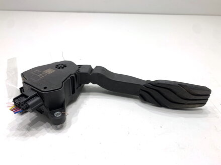 Plynový pedál Nissan Qashqai III (J12) 2021 - 2022 180026UA3B