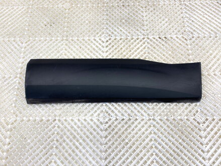 Lišta dverí ľavá zadná Nissan Qashqai III (J12) 2021 - 2022 828716UA5A