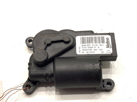 Motor radiátora kúrenia VW Golf VII (5G1, BQ1, BE1, BE2) 2012 - 2022 5Q0907511A