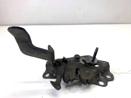 Zámok kapoty predný Nissan Juke (F15) 2010 - 2022