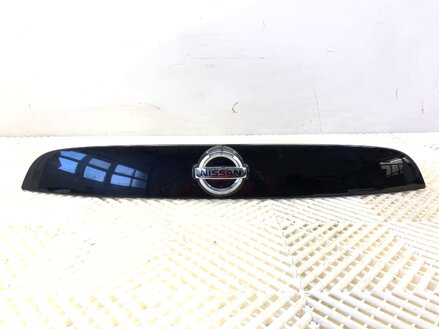 Lišta veka batožinového priestoru zadná Nissan Juke (F15) 2010 - 2022