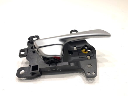 Kľučka vnútorná pravá zadná Hyundai Tucson (TL, TLE) 2015 - 2022