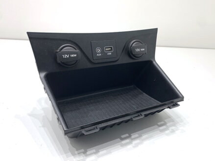 Zásuvka / uloženie USB Hyundai Tucson (TL, TLE) 2015 - 2022 84631-D7000