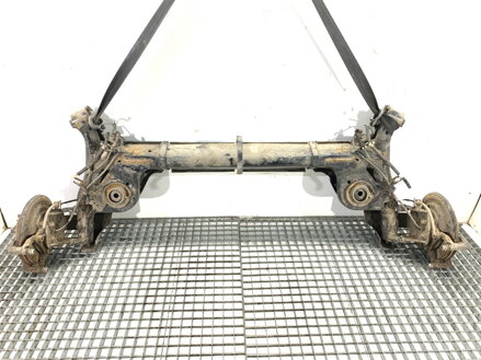 Výstuha zadná Renault Arkana I (LCM_) 2019 - 2022