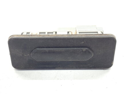 Kľučka veka batožinového priestoru zadná Renault Arkana I (LCM_) 2019 - 2022 906069264R