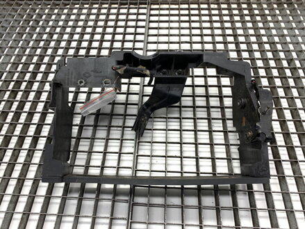 Kryt uchytenie chladiča Renault Arkana I (LCM_) 2019 - 2022 295S83941R