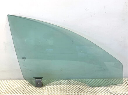 Okno pravé predné Mercedes-benz CLA Coupe (C117) 2013 - 2019