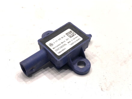 Snímač ochrany chodcov Mercedes-benz CLA Coupe (C117) 2013 - 2019 A1179056900