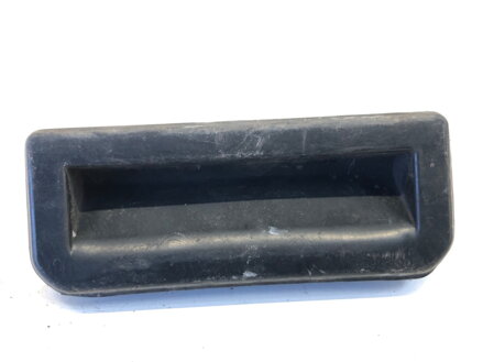 Kľučka veka batožinového priestoru zadná Skoda Fabia III (NJ3) 2014 - 2022 6V0827566