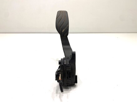Plynový pedál Nissan Qashqai II SUV (J11, J11_) 2013 - 2022 180024BA0B