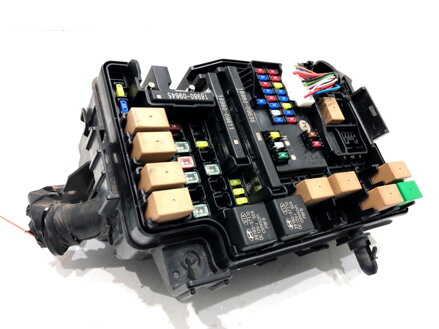 Poistková skrinka KIA Ceed (CD) 2018 - 2022 91255-J7391