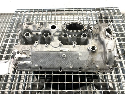 Veko / kryt ventilov BMW 5 (G30, F90) 2016 - 2022 8699192