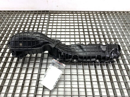 Sacie potrubie BMW 5 (G30, F90) 2016 - 2022 8601612