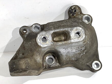 Držiak motora Chrysler 300C (LX, LE) 2004 - 2022 04578182AA