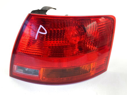 Svetlo pravé zadné Audi A4 B7 Avant (8ED) 2004 - 2008 8E9945096E