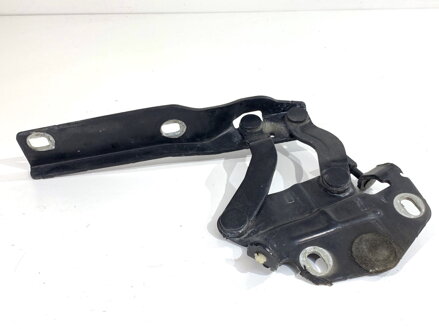 Pánt kapoty pravý predný VW Passat B7 Variant (365) 2010 - 2015 3AA823302