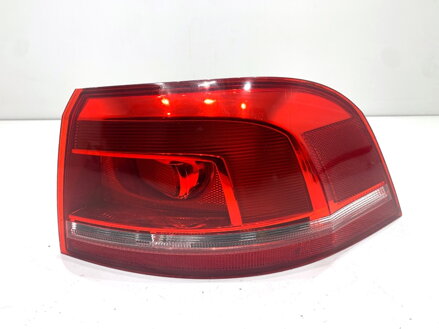 Svetlo pravé zadné VW Passat B7 Variant (365) 2010 - 2015 3AF945096C