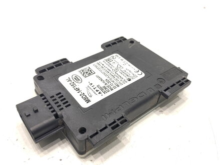 Modul snímač mŕtveho poľa Land Rover Range Rover Evoque (L551) 2018 - 2022 M8D2-14F152-AL