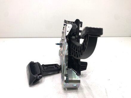 Páka ručnej brzdy Mercedes-benz Class GLK (X204) 2008 - 2015 A2044200177