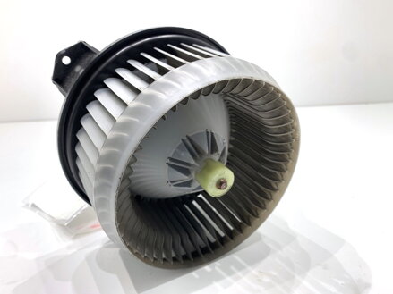 Ventilátor kúrenia Toyota Auris (_E18_) 2012 - 2018 AV272700-8084