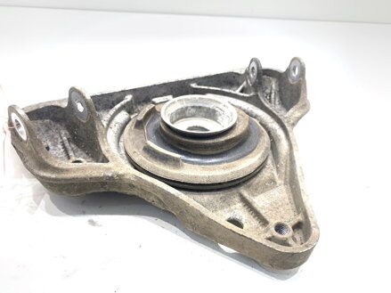 Uchytenie držiak tlmiča predné ľavé Audi A4 B7 Avant (8ED) 2004 - 2008 8E0412383