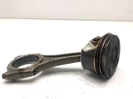 Piest S ojnicou Audi A6 C8 Avant (4A5) 2018 - 2022 R6MK