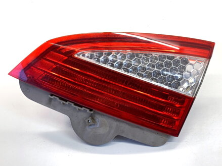Svetlo zadné pravé vnútorné Ford Mondeo IV Turnier (BA7) 2007 - 2015 7S71-13A602-B