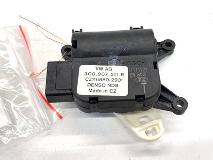 Motor radiátora kúrenia VW Golf Plus V (5M1, 521) 2004 - 2013 3C0907511R