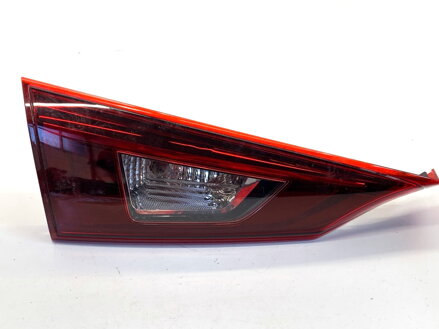Svetlo zadné ľavé vnútorné Mazda 3 Sedan (BM_, BN_) 2013 - 2022 B45A-513G0