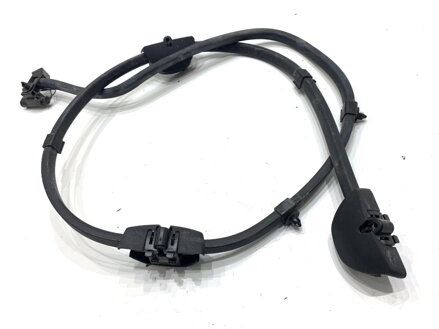 Trysky ostrekovačov BMW 5 (G30, F90) 2016 - 2022 7388756