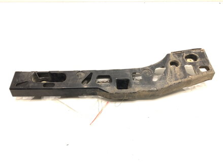 Držiak uchytenie prahu ľavé BMW 5 (G30, F90) 2016 - 2022 7387347