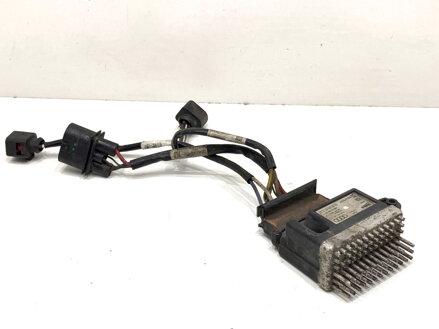 Modul ventilátora Audi A4 B8 Avant (8K5) 2007 - 2015 8K0959501G