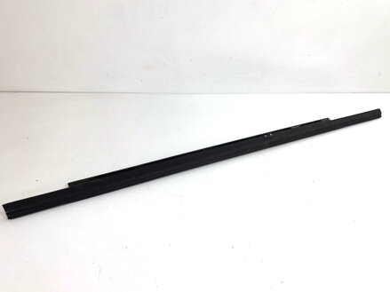 Lišta stieracia zadná pravá Audi A4 B8 Avant (8K5) 2007 - 2015 8K0839477
