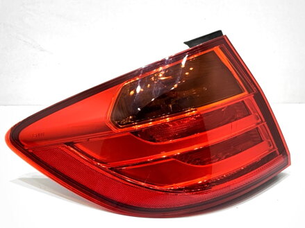 Svetlo ľavé zadné BMW 3 Touring (F31) 2012 - 2019