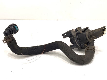 Prídavná vodná pumpa Jaguar F-pace (X761) 2015 - 2022 DX2318D474AC