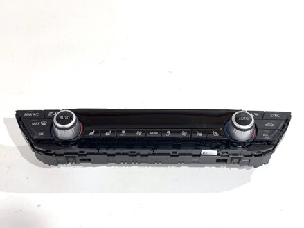 Panel ovládania ventilácie BMW 5 Touring (G31) 2017 - 2022 7947880